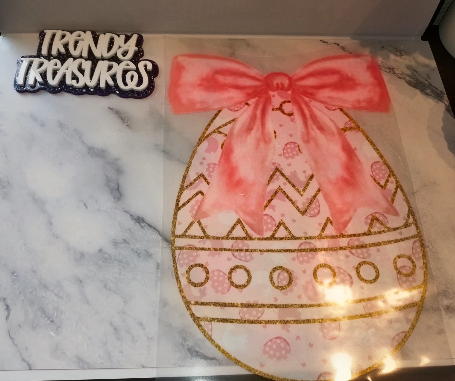 Pink Bow Easter Egg design reference, not a finished garment