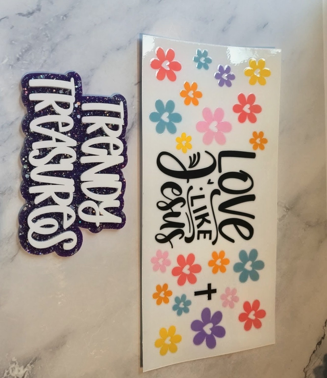 Love Like Jesus Floral Design — product or design reference
